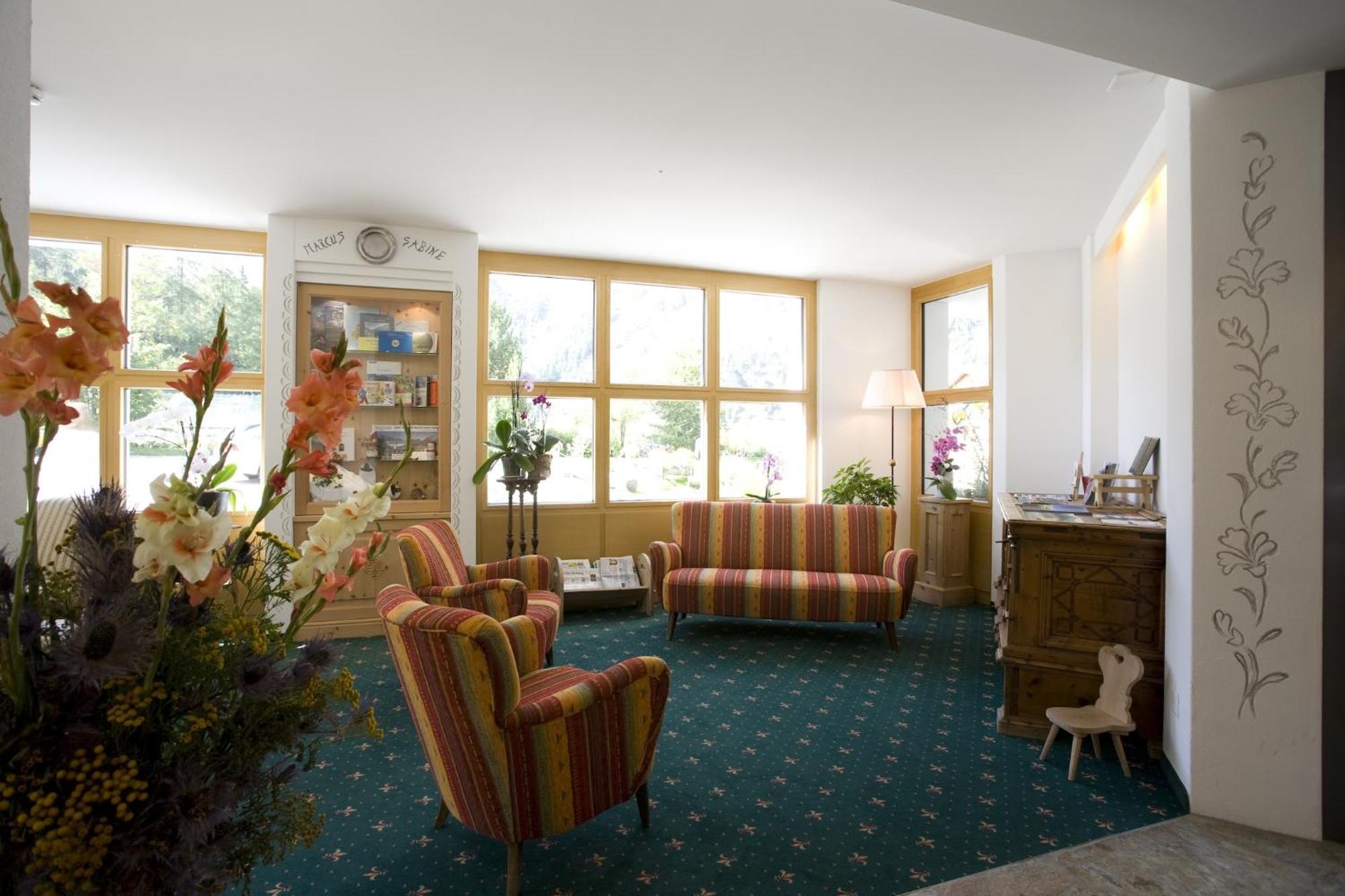 Hotel Seraina Sils Maria Luaran gambar