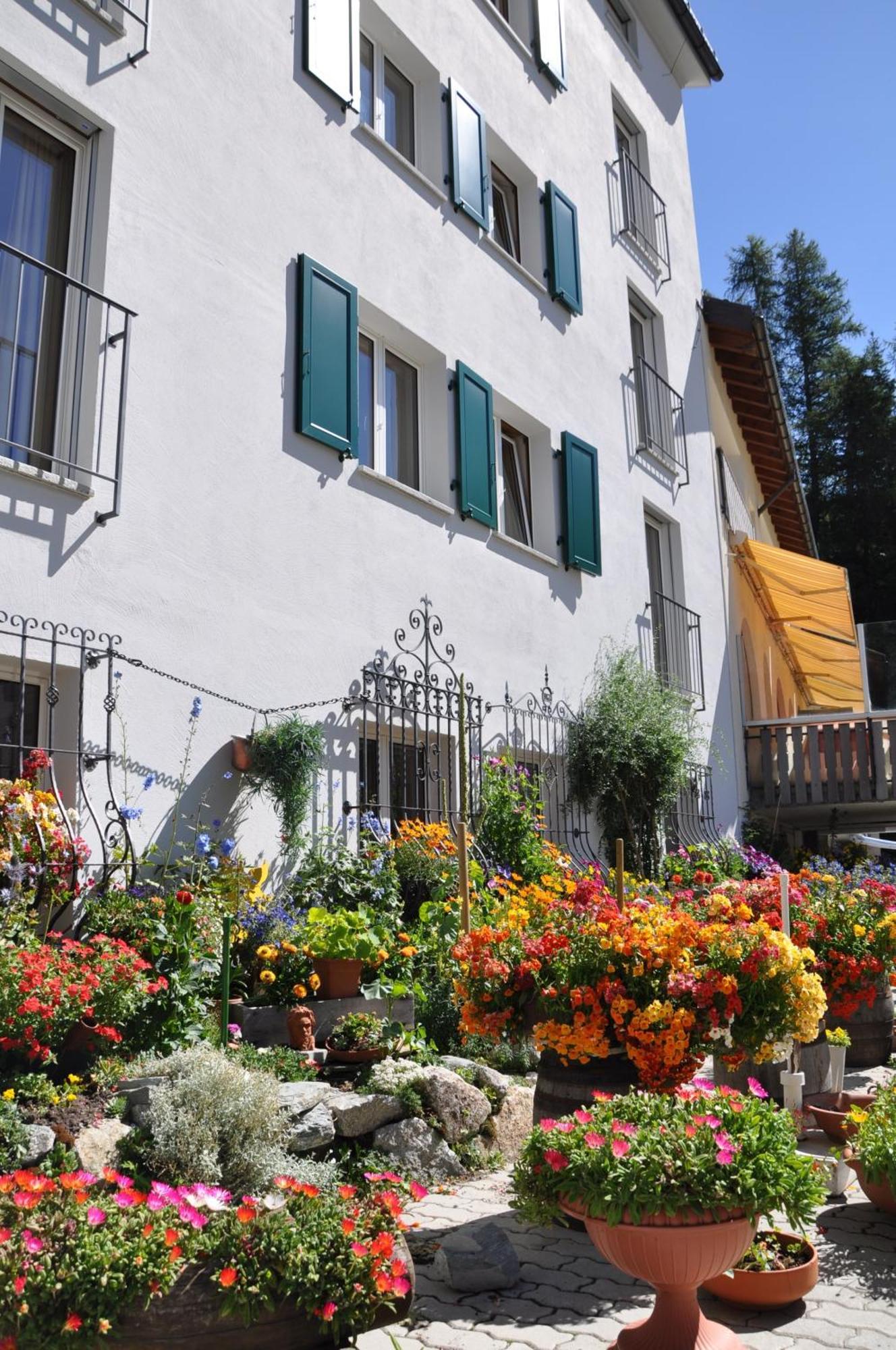 Hotel Seraina Sils Maria Luaran gambar