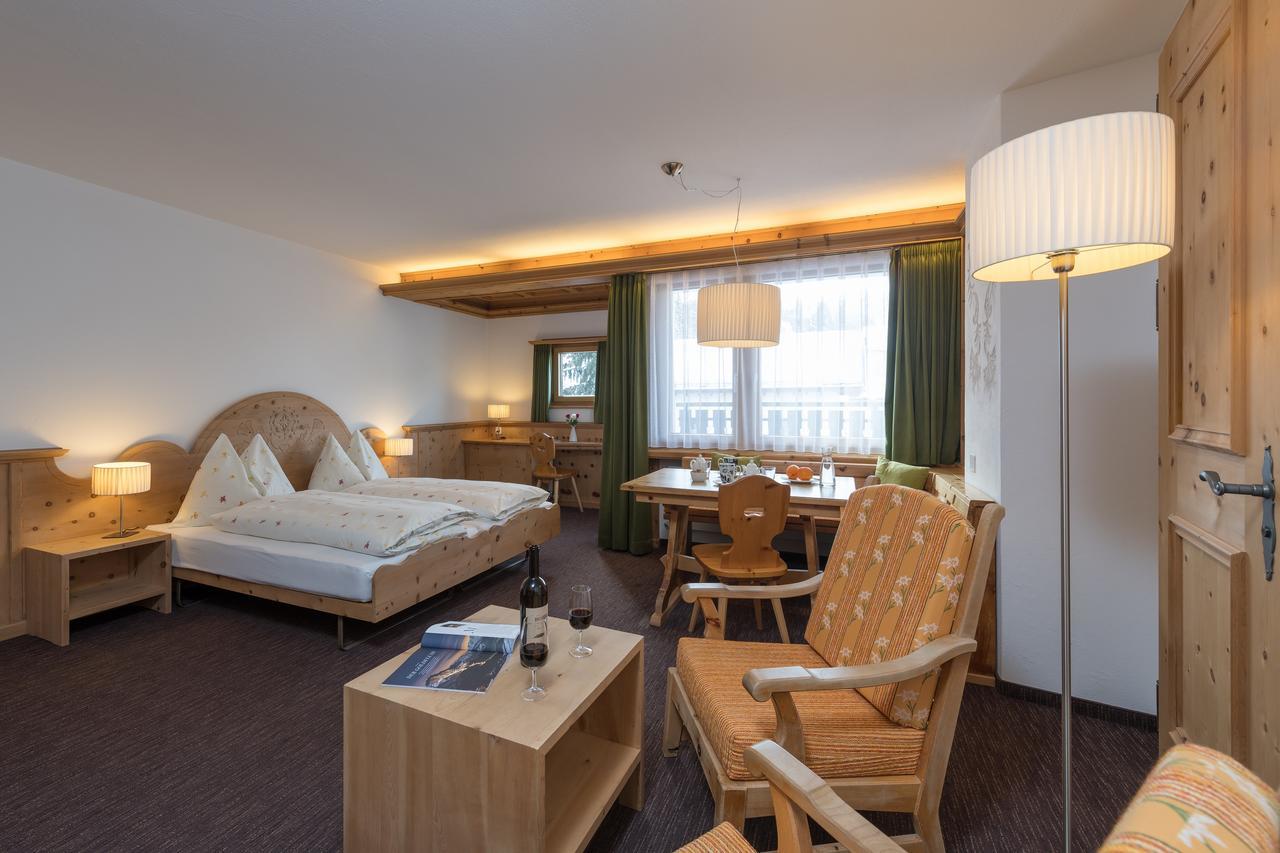 Hotel Seraina Sils Maria Luaran gambar