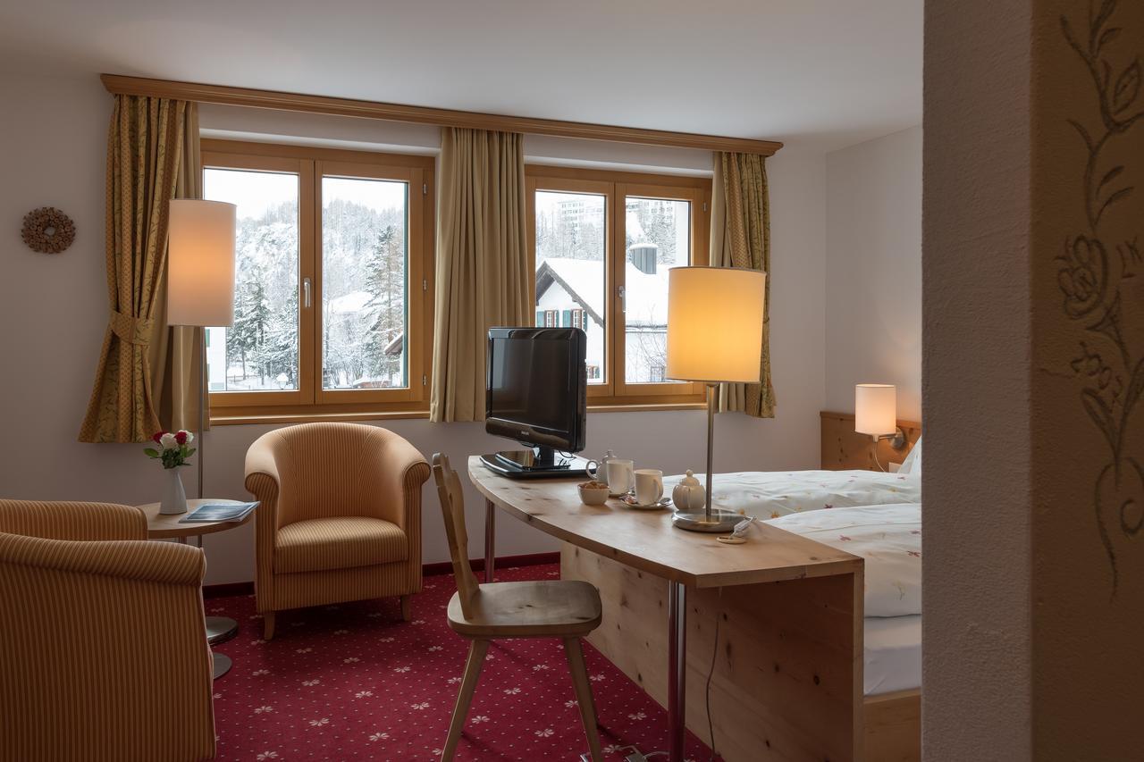 Hotel Seraina Sils Maria Luaran gambar