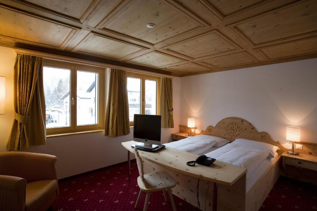 Hotel Seraina Sils Maria Luaran gambar