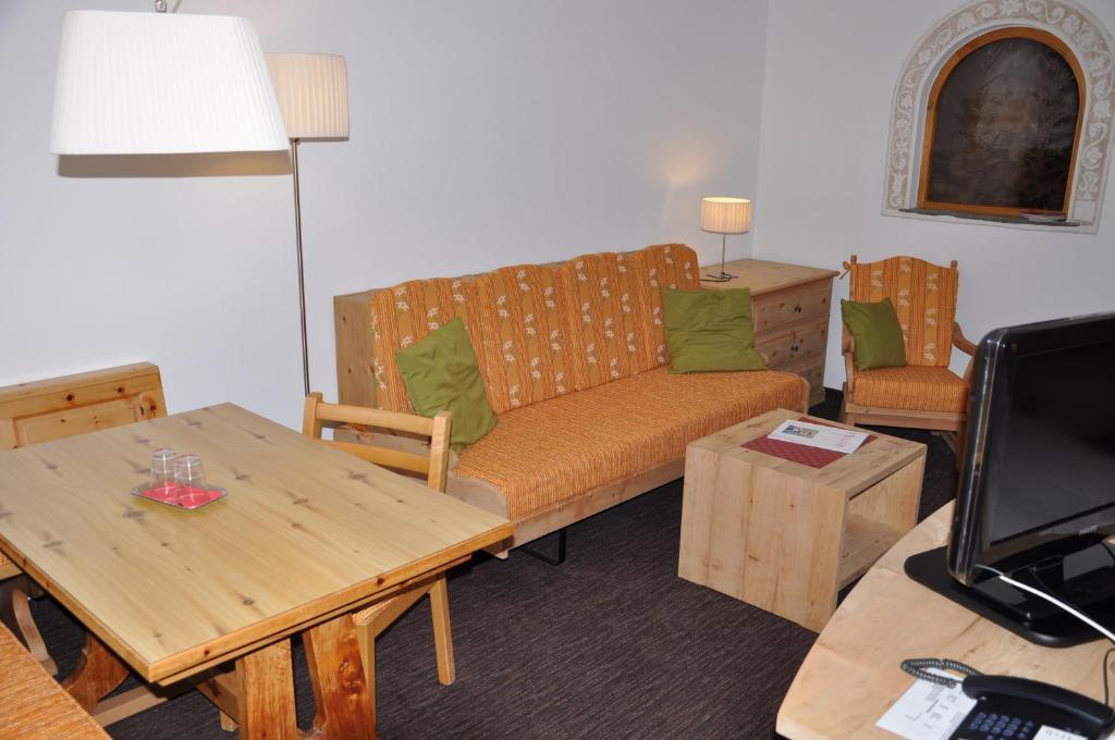 Hotel Seraina Sils Maria Bilik gambar