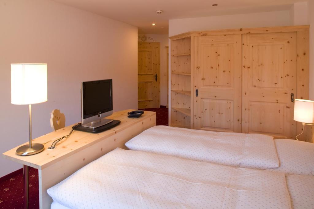 Hotel Seraina Sils Maria Bilik gambar
